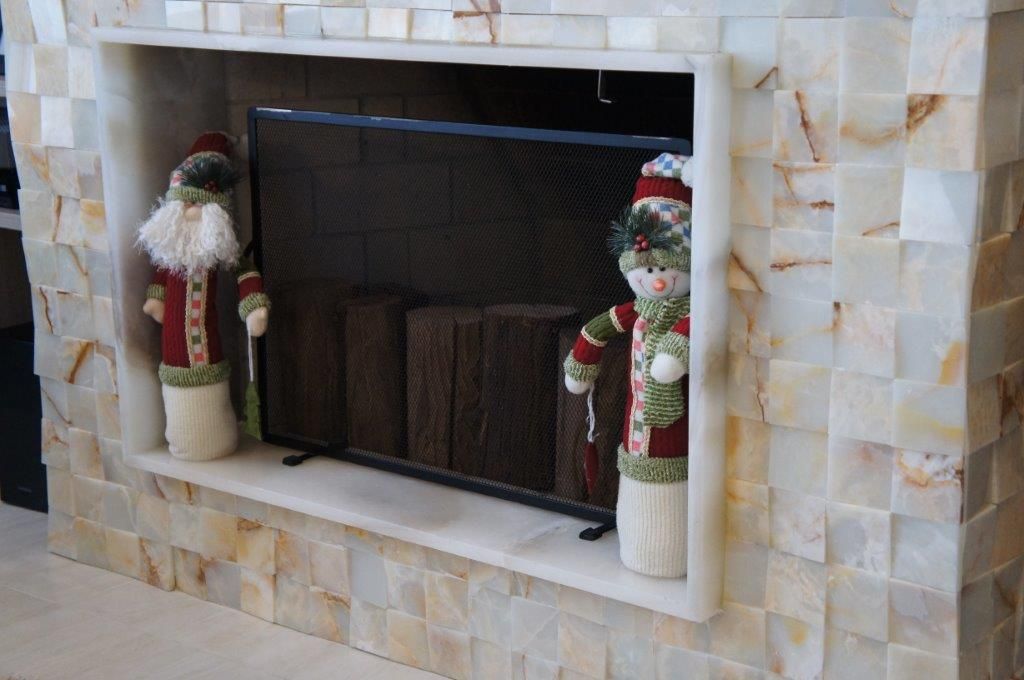 homify Modern Living Room Fireplaces & accessories