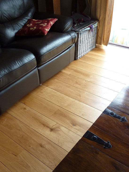 Braintree essex - Unfinished solid oak flooring Fine Oak Flooring Ltd. 컨트리스타일 벽지 & 바닥 벽 & 바닥 커버