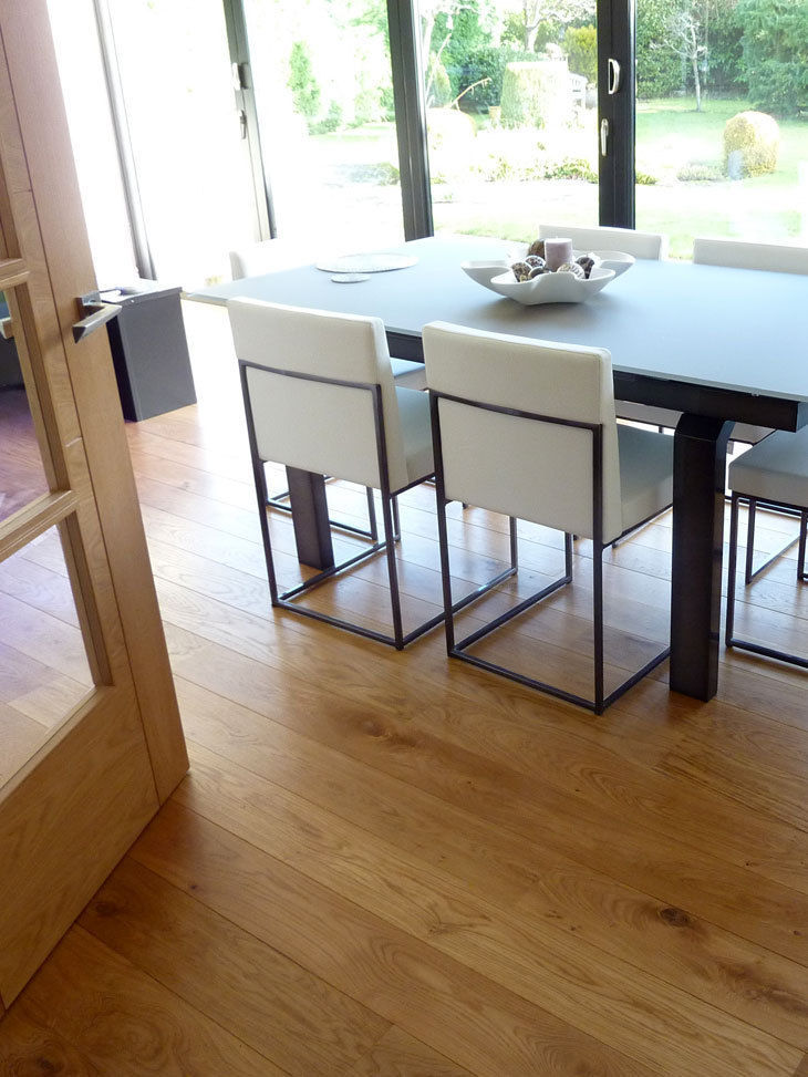 ST ALBANS UK - UNFINISHED SOLID OAK Fine Oak Flooring Ltd. Pareti & Pavimenti in stile moderno Rivestimenti pareti & Pavimenti