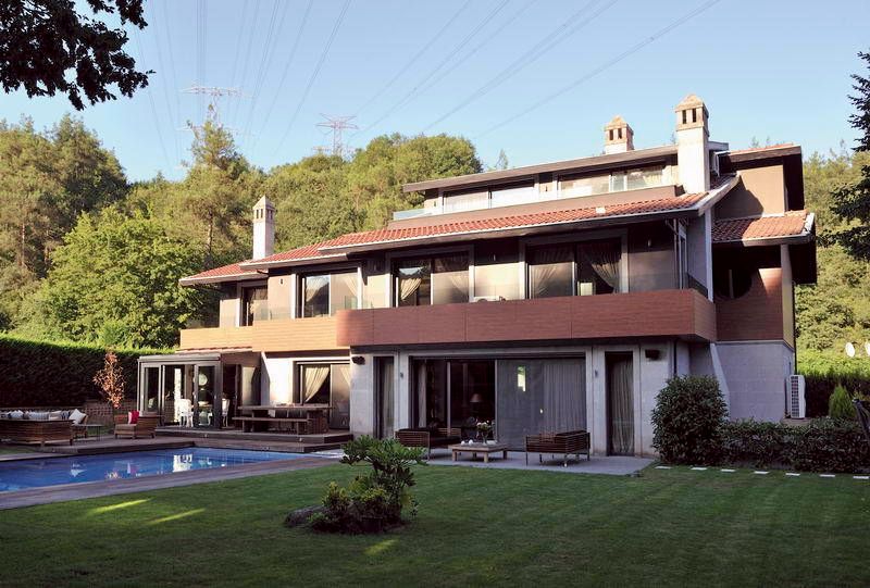 EB HOUSE SAKLIKORU, Esra Kazmirci Mimarlik Esra Kazmirci Mimarlik Jardines de estilo ecléctico Piscinas y tanques