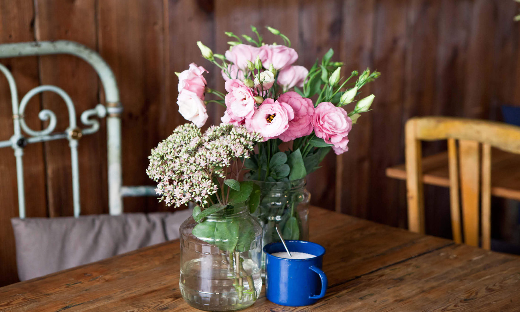 Hand Crafted Coffee Shop, Rosangela Photography Rosangela Photography Rustic style dressing room