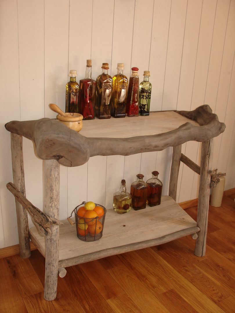 Console "feu de camp", Entre dunes et bosquets Entre dunes et bosquets Dining room Tables