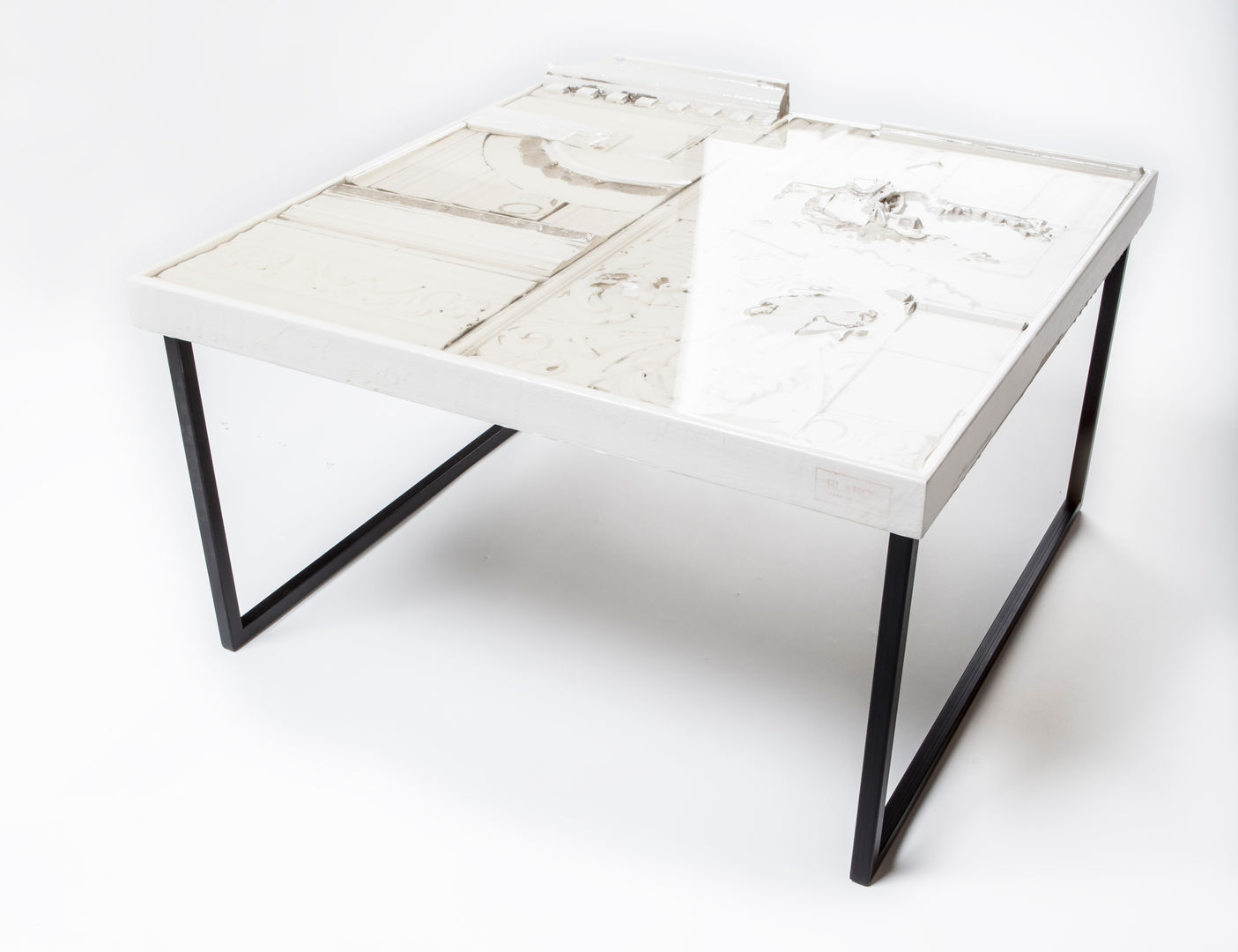 BLANCO 21, Architetto Gennaro Comunale Architetto Gennaro Comunale Modern living room Side tables & trays