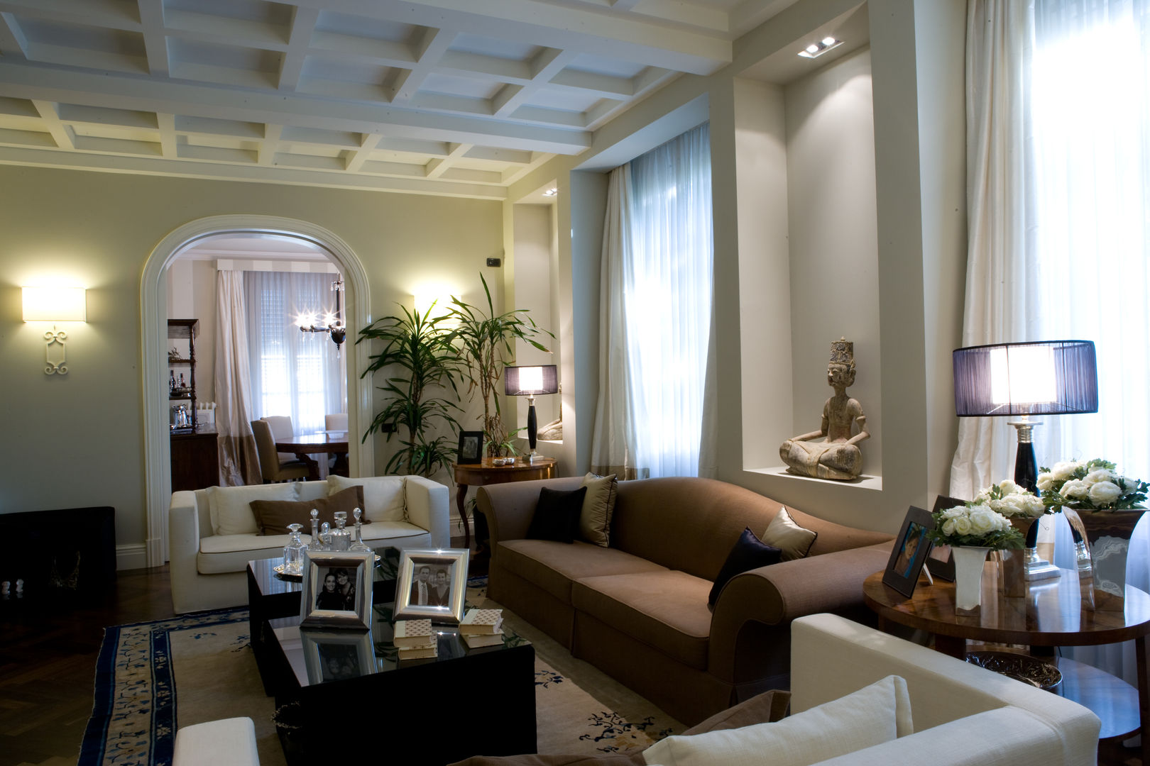 una casa classica, archbcstudio archbcstudio Classic style living room