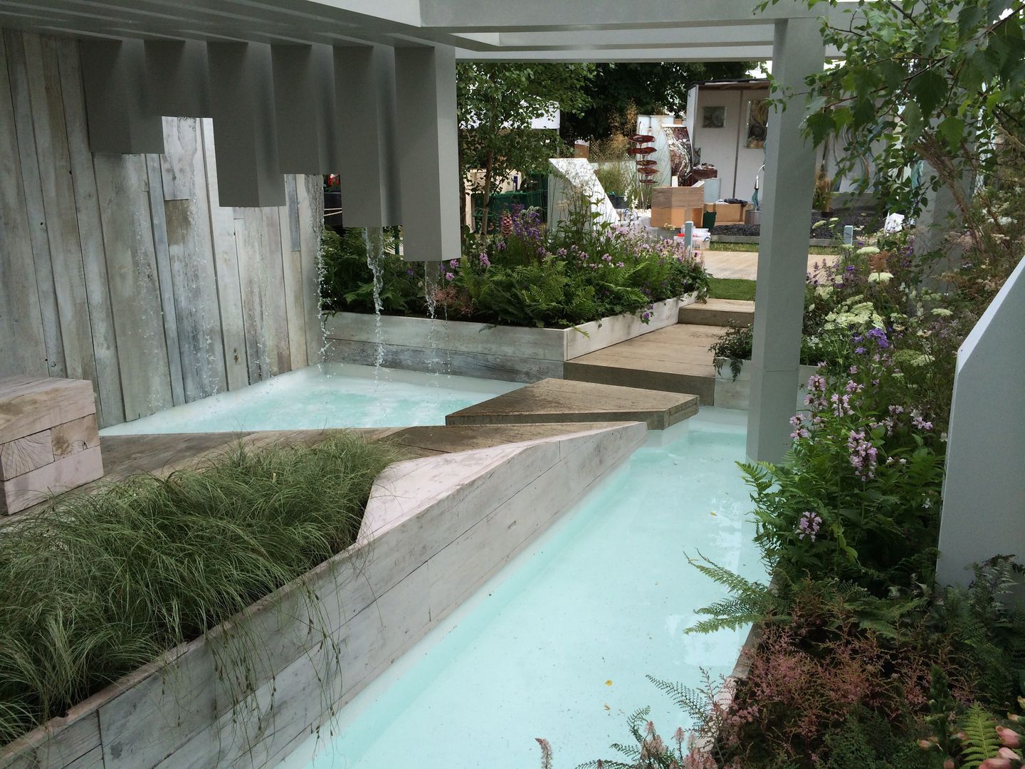 pool and waterfall Alexandra Froggatt Design