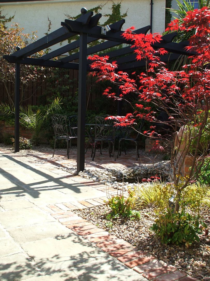 The "Courtyard" Garden, Kevin Cooper Garden Design Kevin Cooper Garden Design 클래식스타일 정원