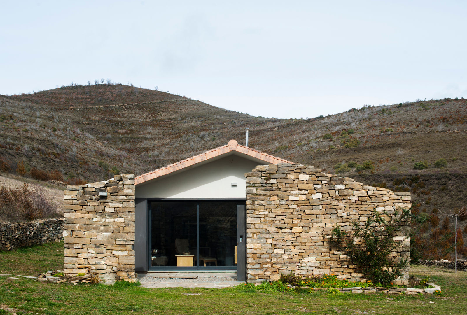 Casa JIR, Majones (Huesca), DMP arquitectura DMP arquitectura モダンな 家