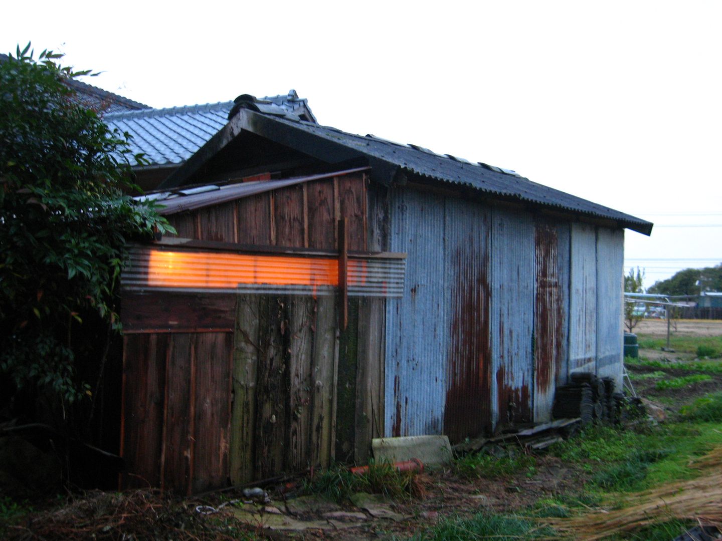 隠鶏庵（インチキあん）, 高原正伸建築設計事務所 一級建築士事務所 高原正伸建築設計事務所 一級建築士事務所 منازل