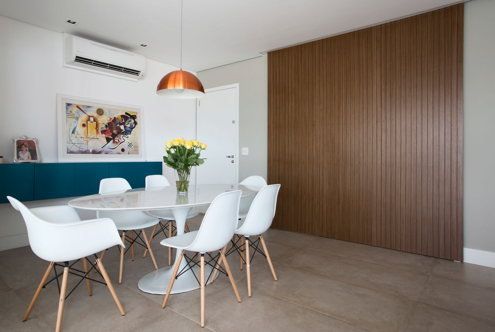 APARTAMENTO MOFARREJ, Decorare Studio de Arquitetura Decorare Studio de Arquitetura モダンデザインの ダイニング