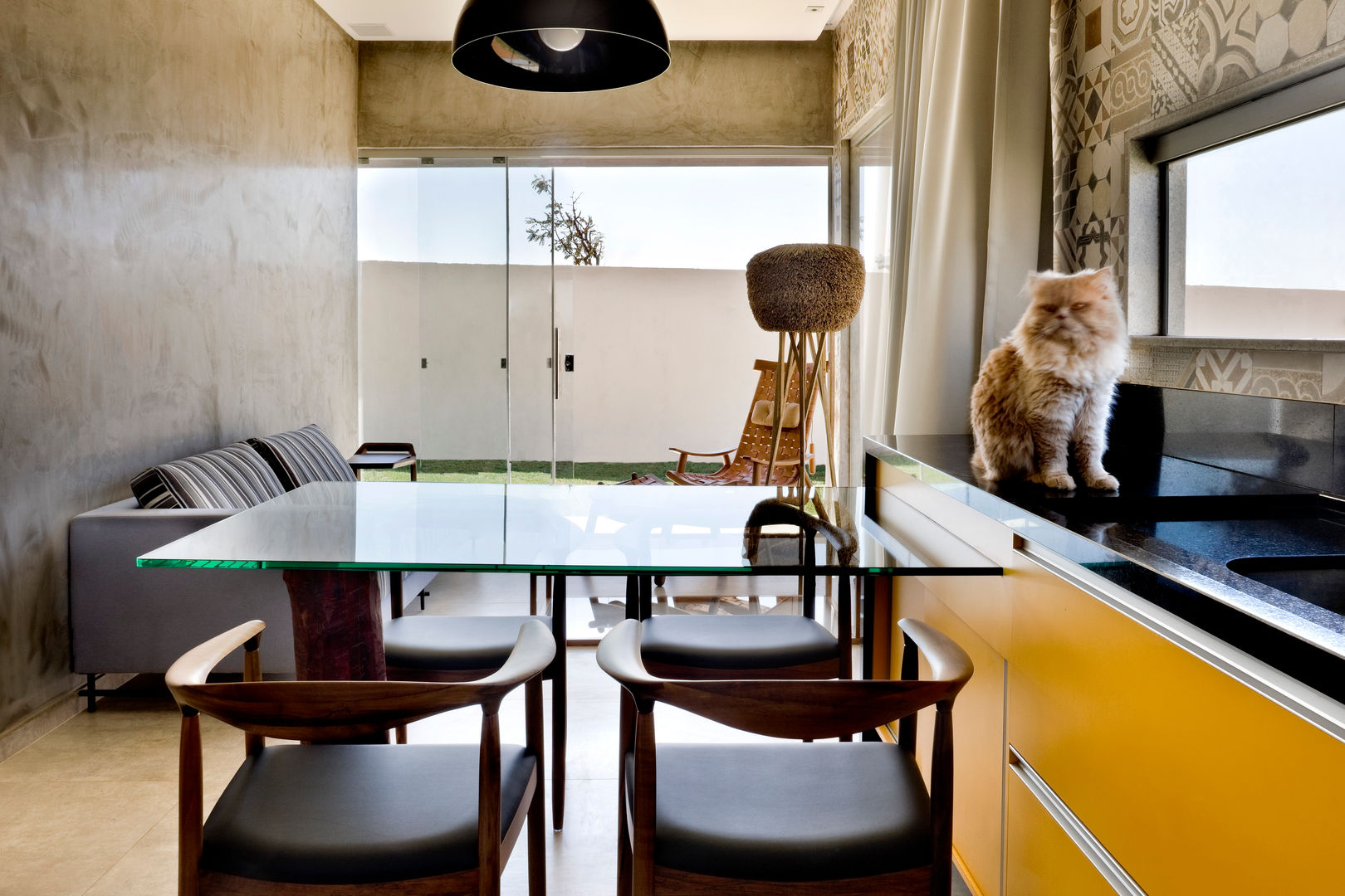 Box House, SAINZ arquitetura SAINZ arquitetura Dining room