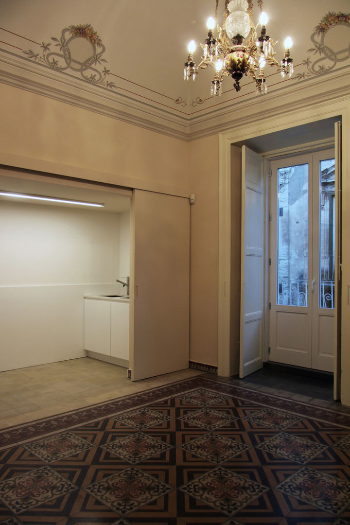 Recupero di un palazzo storico, studio di architettura Antonio Giummarra studio di architettura Antonio Giummarra Meer ruimtes Huisdier accessoires