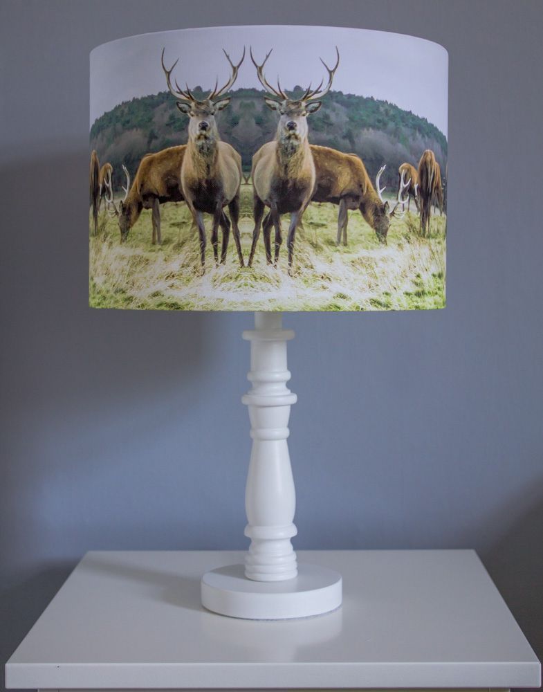 Stag Lampshade Lomas & Lomas Salon rural Eclairage