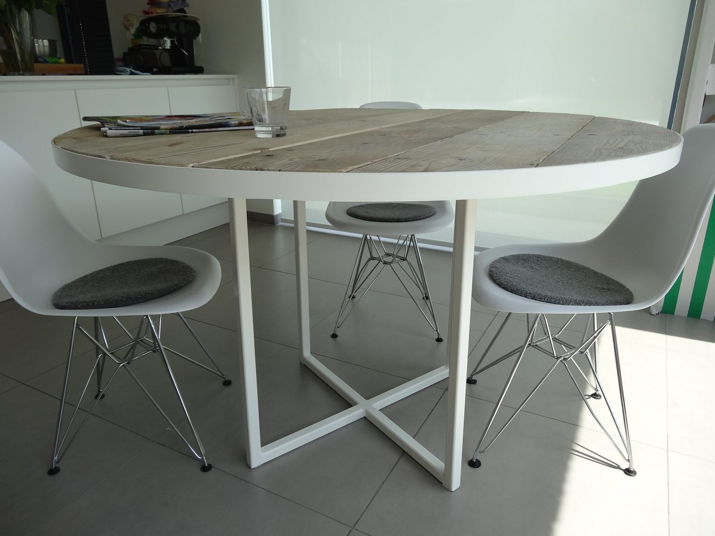 Industrielle Tisch Bauholz/Runde Rahmen, PURE Wood Design PURE Wood Design Industriale Esszimmer Tische