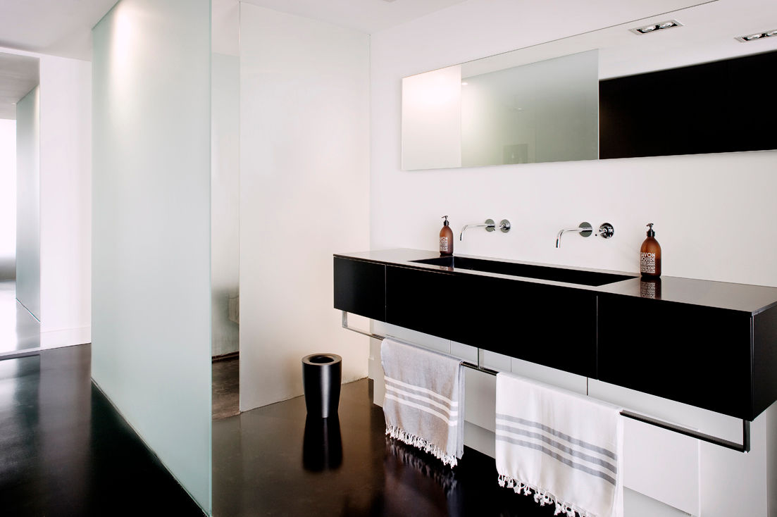 appartement B, atelier d'architecture Yvann Pluskwa atelier d'architecture Yvann Pluskwa Minimalist style bathroom