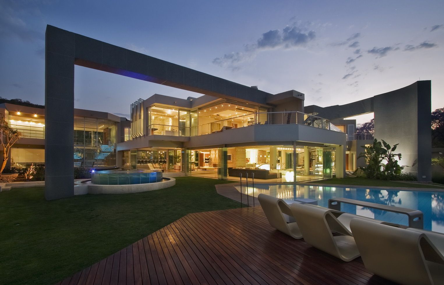 Glass House , Nico Van Der Meulen Architects Nico Van Der Meulen Architects บ้านและที่อยู่อาศัย