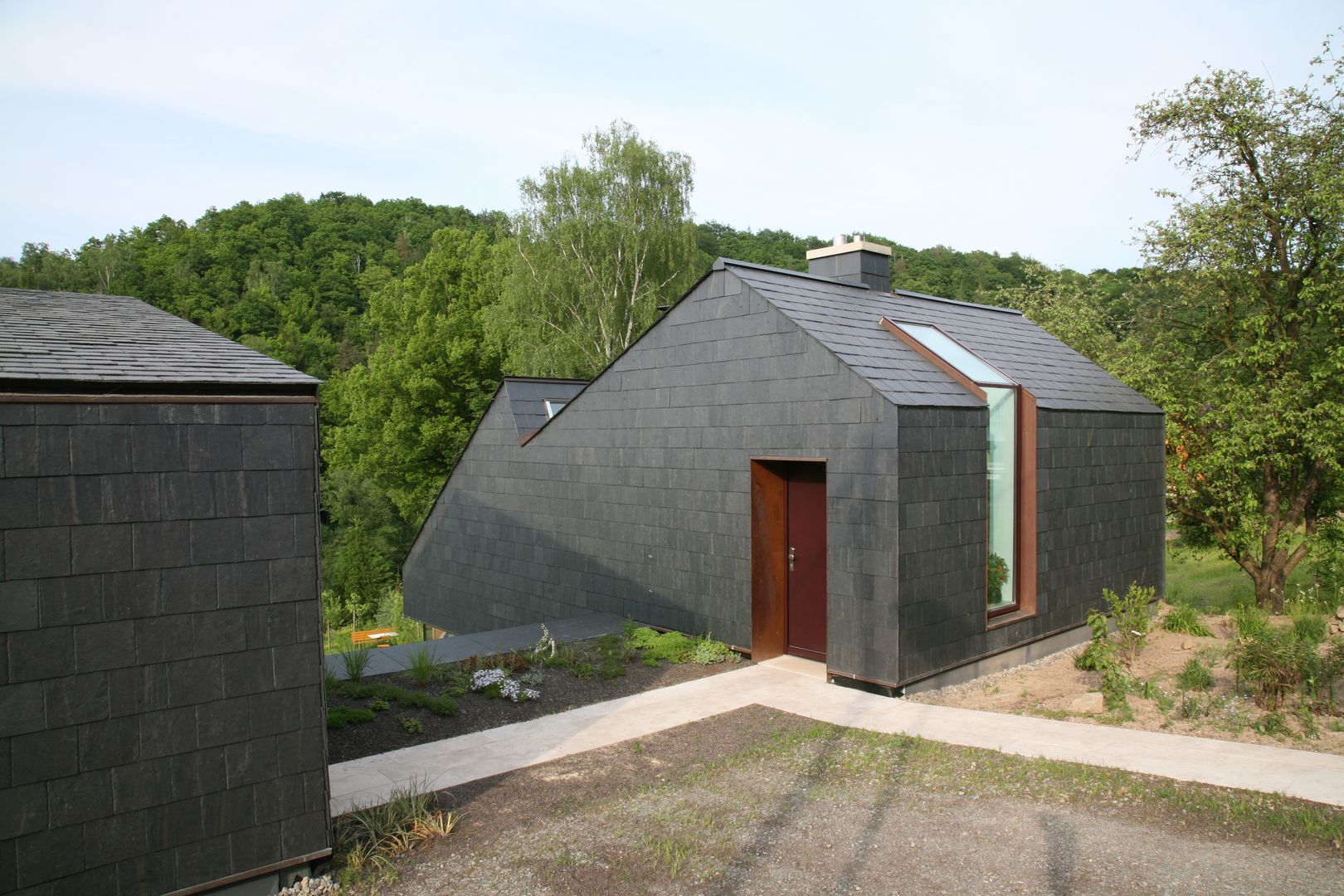 Haus Gaber/Richter, F29 ARCHITEKTEN GMBH F29 ARCHITEKTEN GMBH Moderne woonkamers