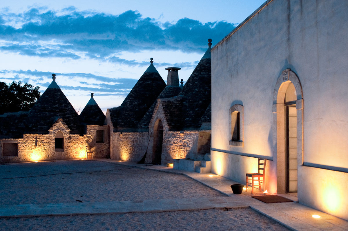 TRULLI (VALLE D'ITRIA, UNESCO World Heritage list 1996)., Jofre Roca Taller d'Arquitectura Jofre Roca Taller d'Arquitectura Ruangan