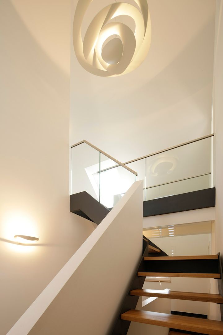'Haus 3L' - Reihenhaus , in_design architektur in_design architektur Maisons minimalistes