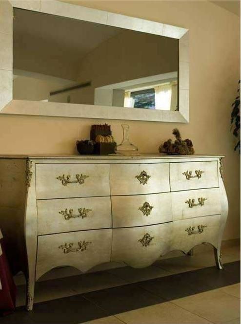 mueble clasico , comprar en bali comprar en bali Classic style dining room Dressers & sideboards