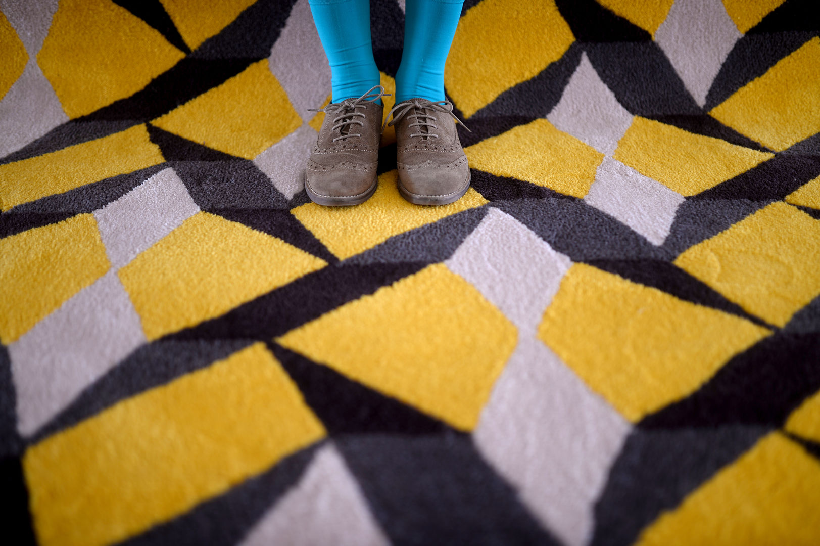 Tiles rug homify Floors Wool Orange Carpets & rugs