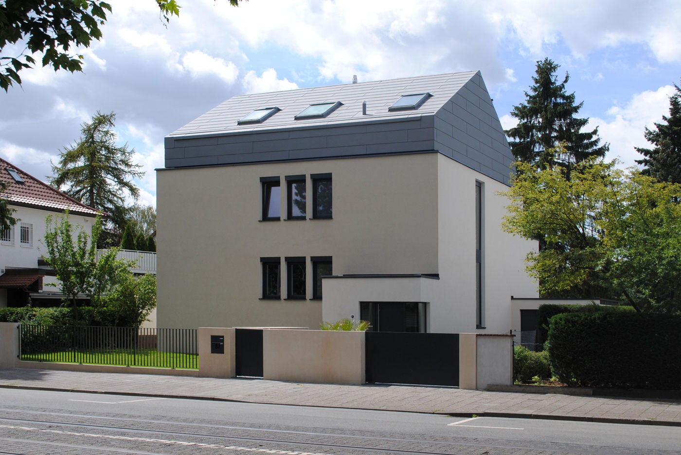 Wohnhaus LU87, THOMAS GRÜNINGER ARCHITEKTEN BDA THOMAS GRÜNINGER ARCHITEKTEN BDA Houses