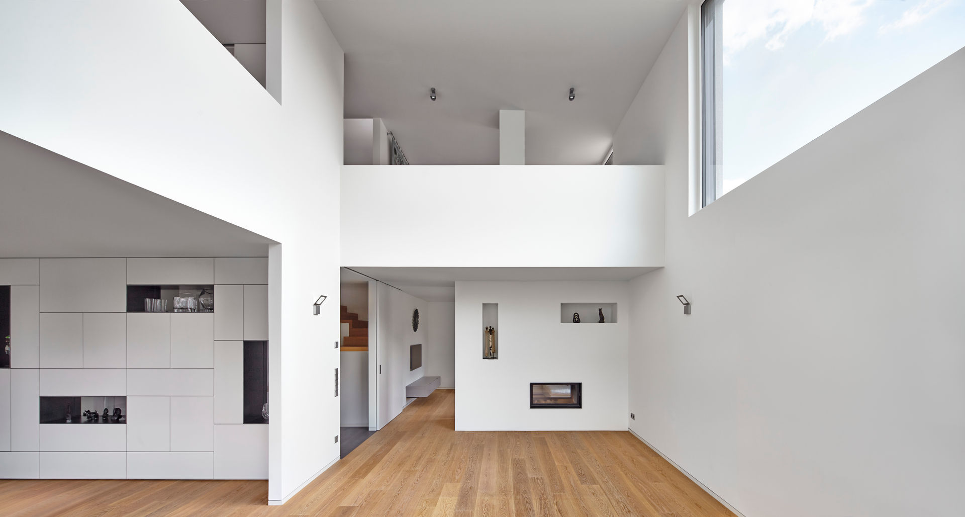 Einfamilienhaus in Niedrigenergiebauweise, Bruck + Weckerle Architekten Bruck + Weckerle Architekten Modern living room