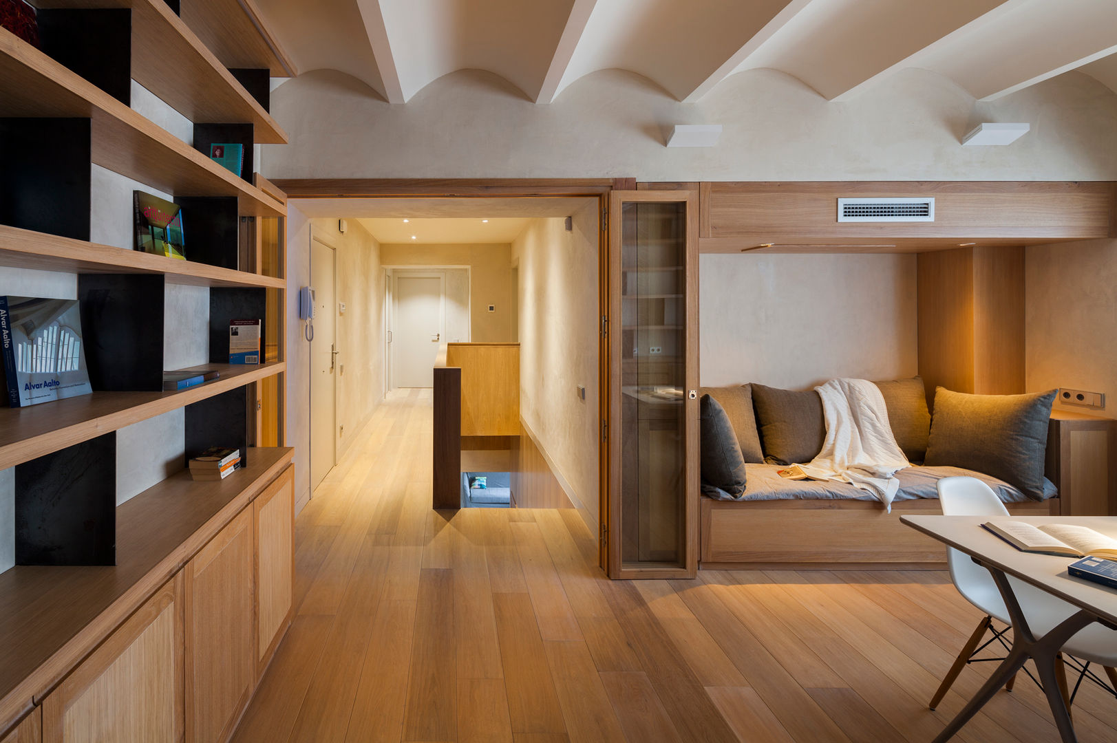 Duplex in Gràcia, ZEST Architecture ZEST Architecture Living room