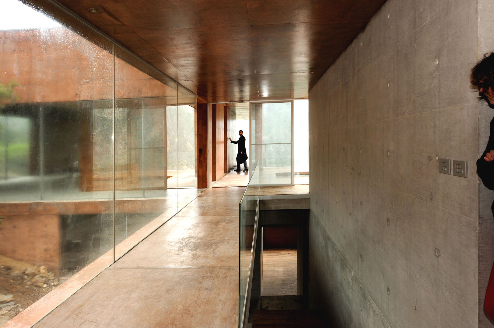Narigua House , P+0 Arquitectura P+0 Arquitectura Couloir, entrée, escaliers modernes