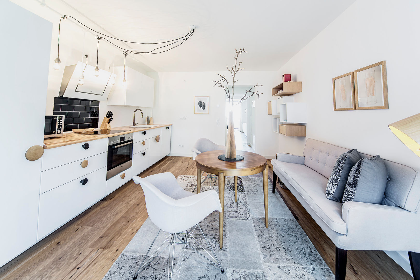 DUESSELDORF MODEL APARTMENT, edit home staging edit home staging ห้องครัว