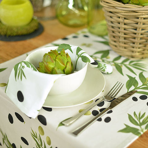 Appetitliche Olive, APART APART Ruang Makan Gaya Mediteran Accessories & decoration