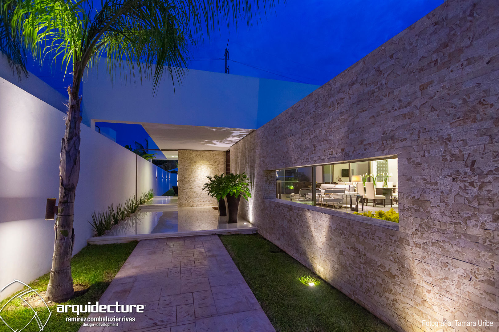 Casa Kopché Adagio Arquitectos Casas unifamiliares Piedra