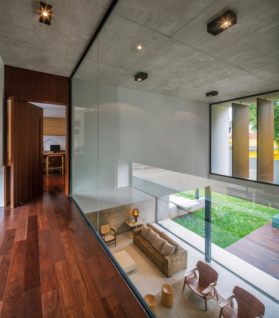 Planalto, FCstudio FCstudio 모던스타일 복도, 현관 & 계단