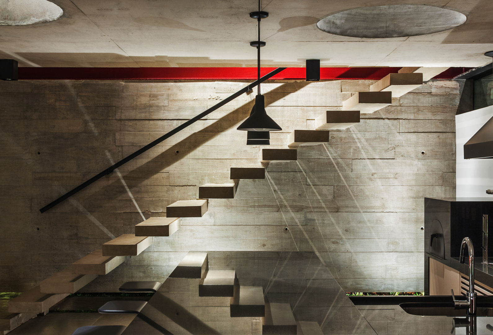 Planalto, FCstudio FCstudio Modern Corridor, Hallway and Staircase