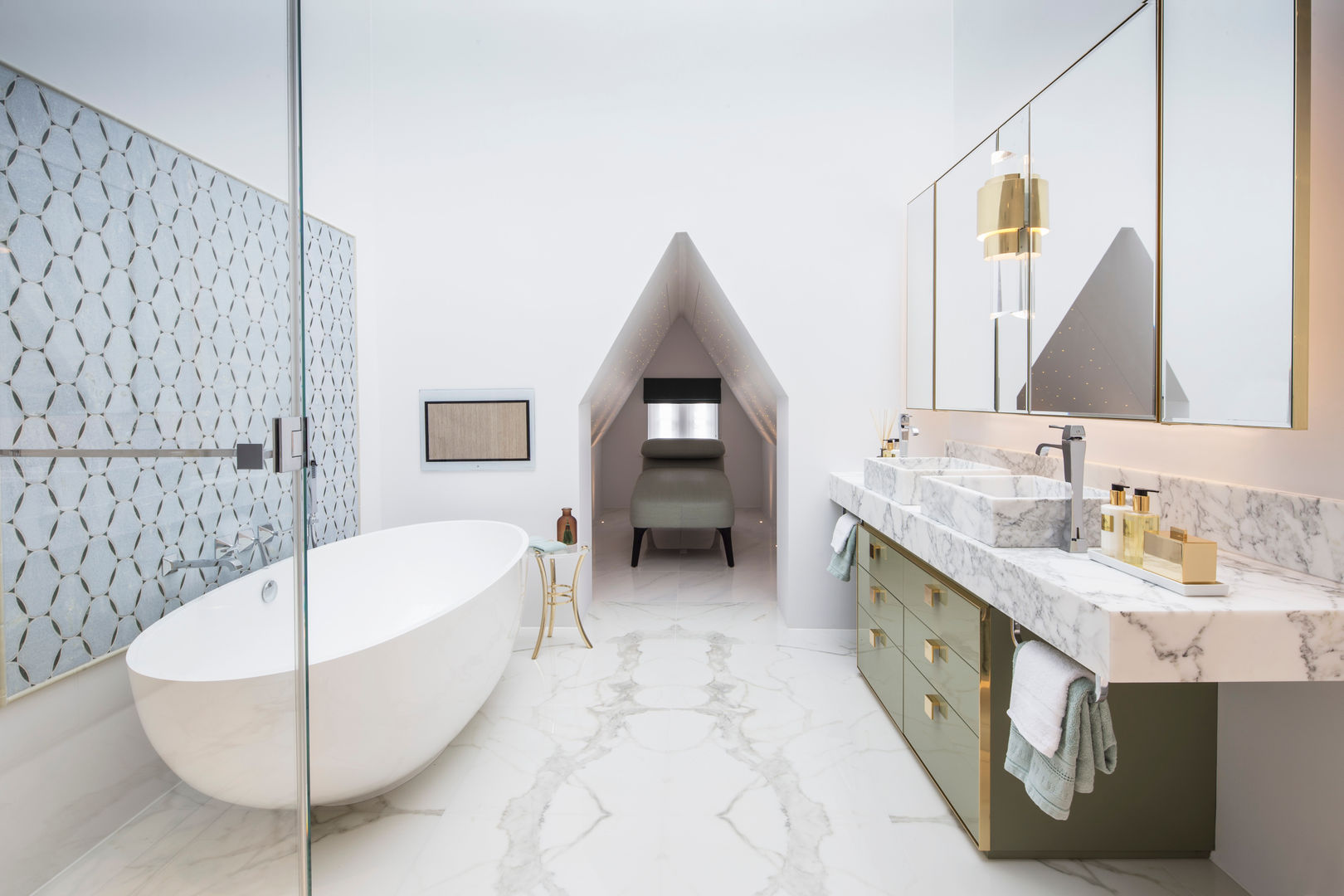 Master Bathroom Roselind Wilson Design Klassische Badezimmer luxury,contemporary,bathroom,bathroom design,modern