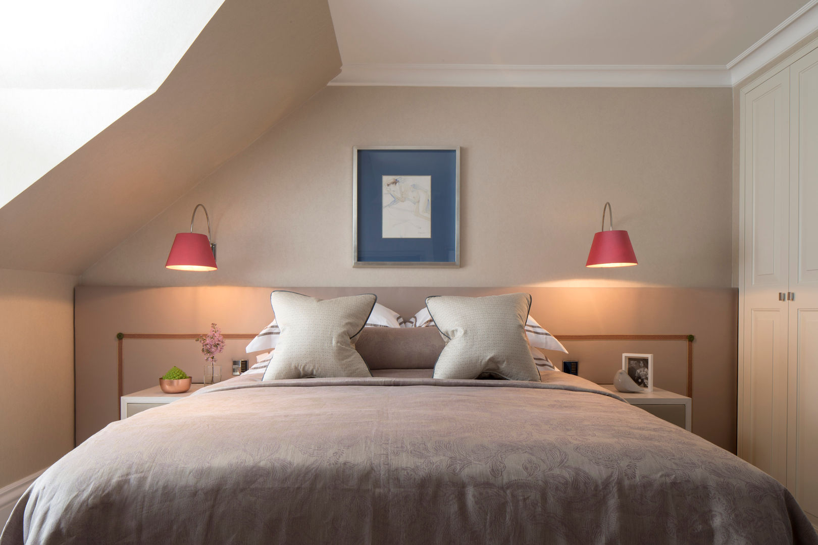 Guest Bedroom Roselind Wilson Design Small bedroom bedroom,contemporary bedroom,wall lights,lamps,cushions,wall art