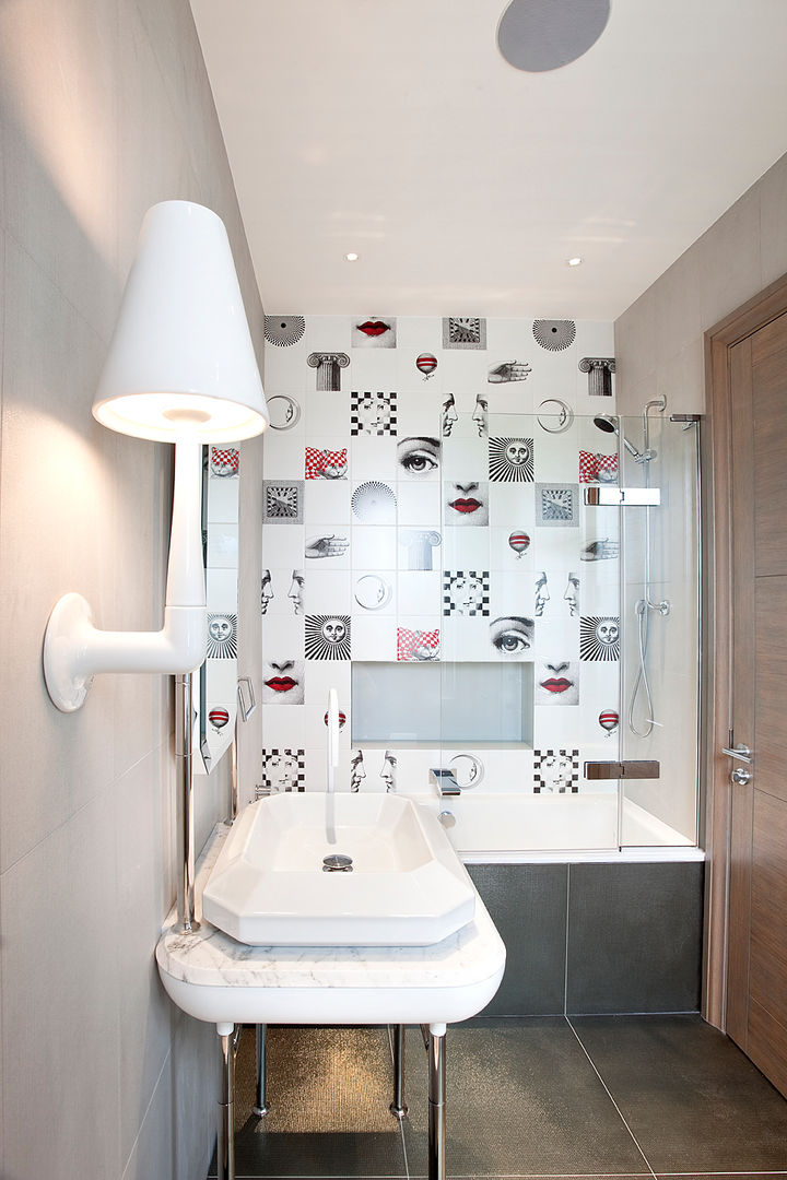 Bathroom Roselind Wilson Design حمام modern,bathroom,marble,white bathroom,interior design