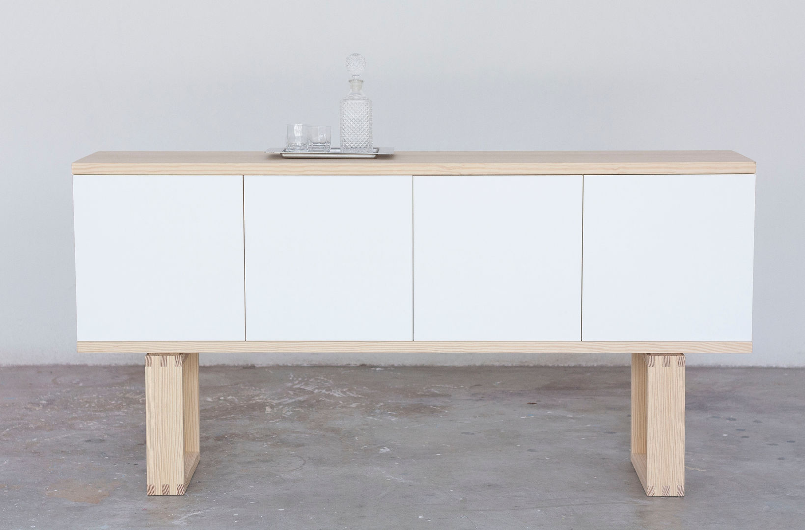 Bottega Progetto, Design for Craft and Industry Design for Craft and Industry Minimalist living room Cupboards & sideboards