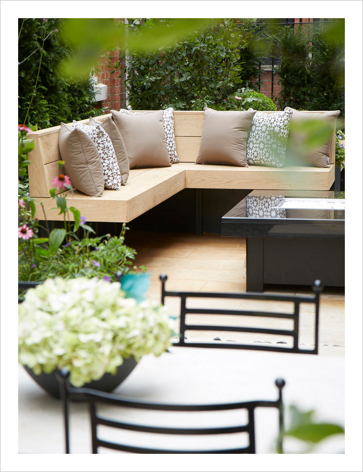 Knightsbridge Roof Terrace - Aralia Garden Design Aralia Commercial spaces Iron/Steel Commercial Spaces