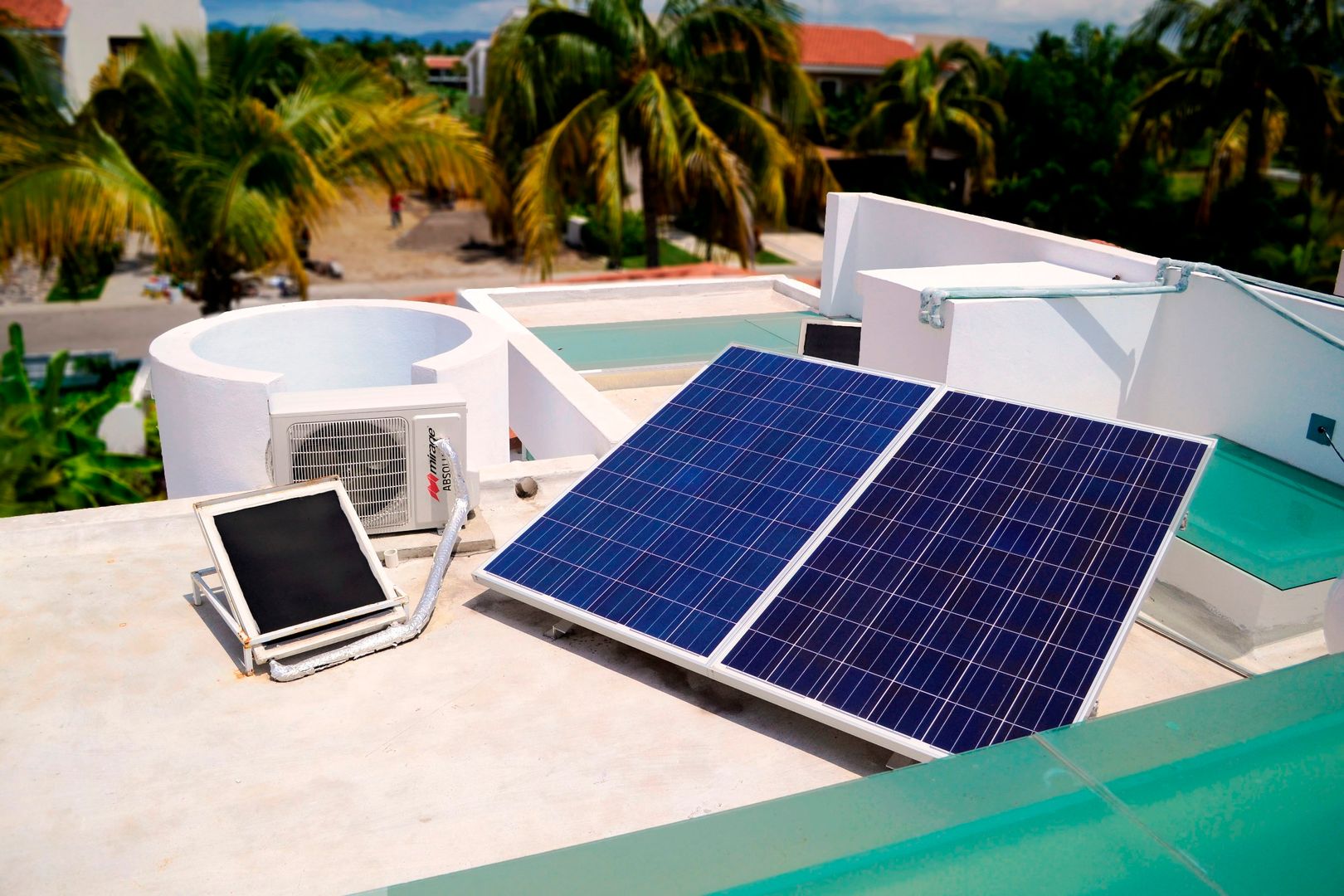 paneles solares fotovoltaicos Excelencia en Diseño Casas modernas: Ideas, imágenes y decoración