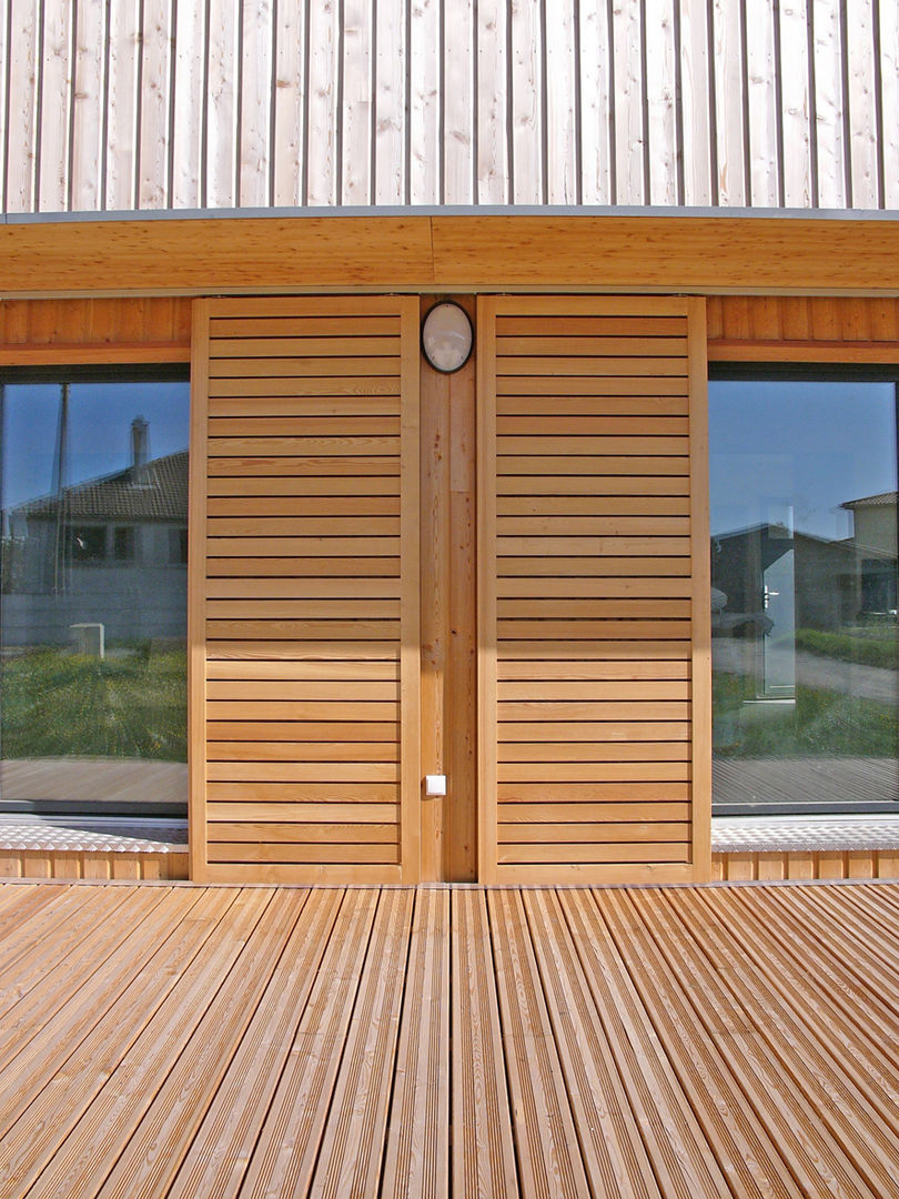 Maison contemporaine écologique niveau passif, ABA - Architecture Bioclimatique Auvergne ABA - Architecture Bioclimatique Auvergne Modern houses