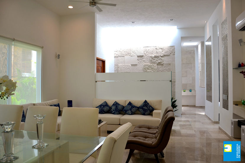 Casa Tucanes, Excelencia en Diseño Excelencia en Diseño Modern living room