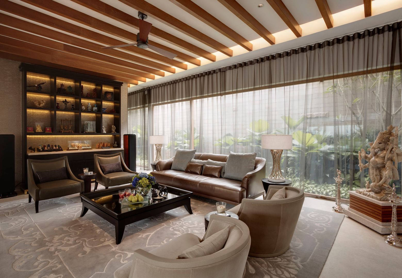 Luxurious Tropical Home, ANSANA ANSANA Гостиная в тропическом стиле