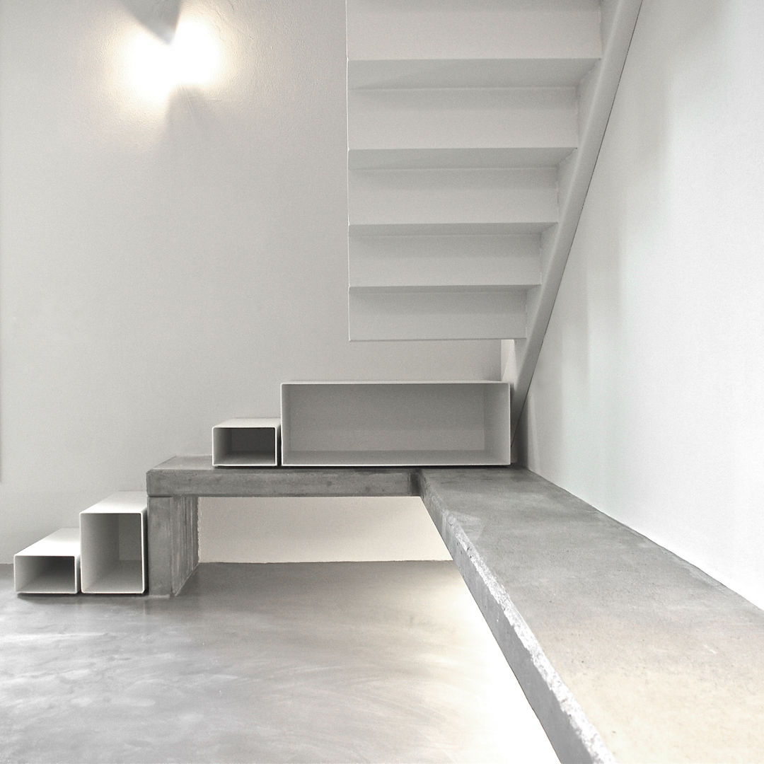 Loft G, Pinoni + Lazzarini Pinoni + Lazzarini Corredores, halls e escadas minimalistas