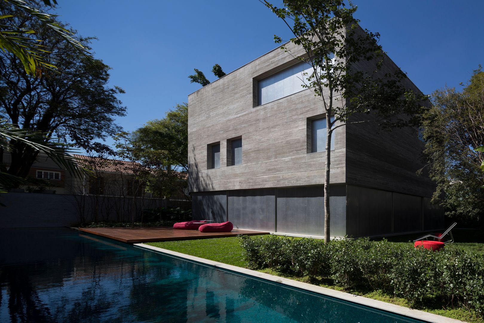 Cube House, Studio MK27 Studio MK27 Casas modernas