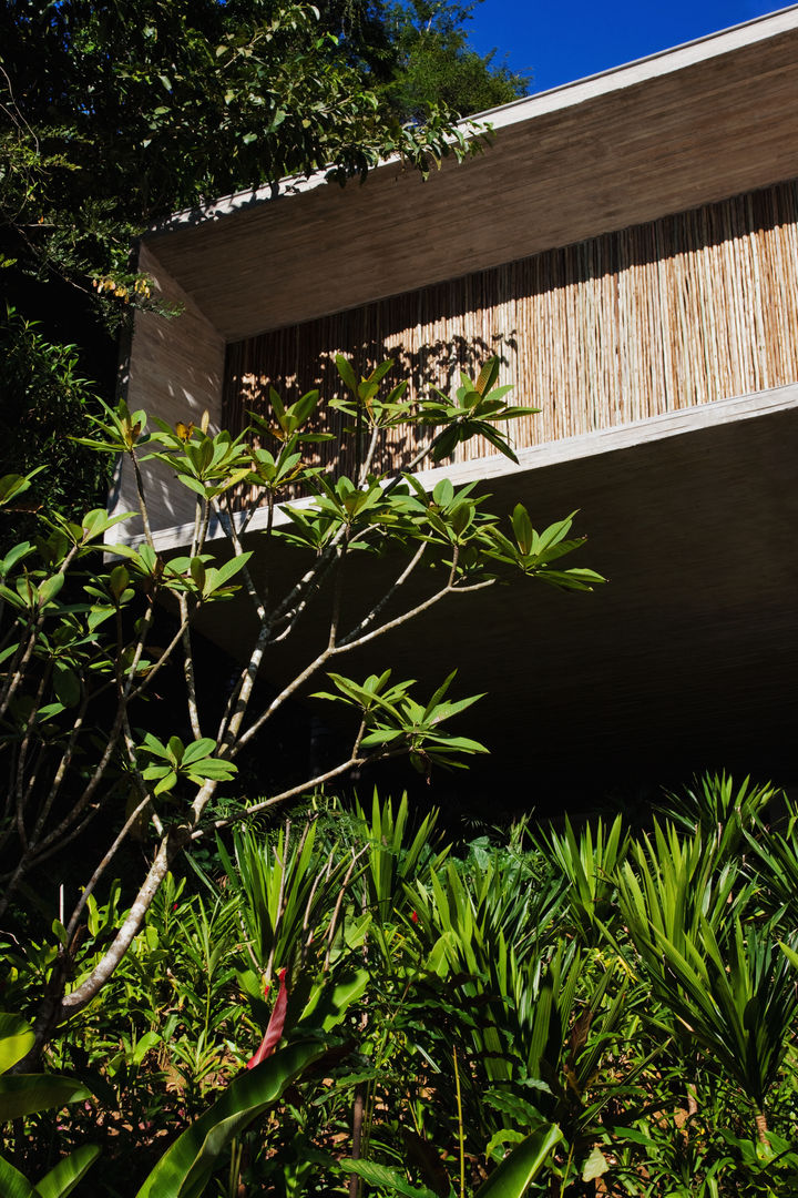 Paraty House, Studio MK27 Studio MK27 Modern Evler