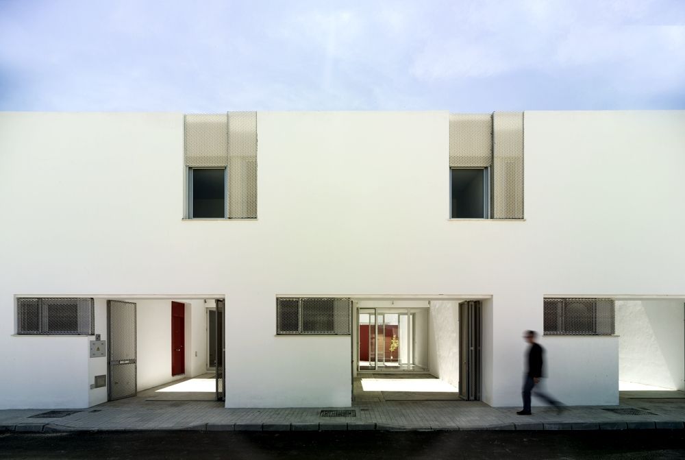 26 bioclimatic social houses, gabriel verd arquitectos gabriel verd arquitectos Espaços