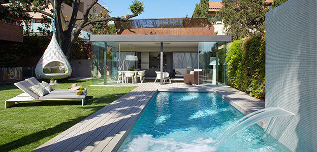 Piscina homify Jardínes: Ideas, imágenes y decoración