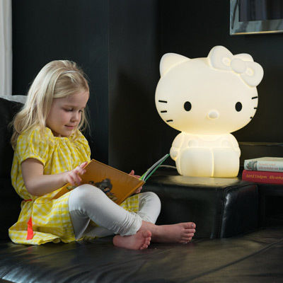 La lampe Hello Kitty de Base NL, decoBB decoBB Eclectic style nursery/kids room Lighting