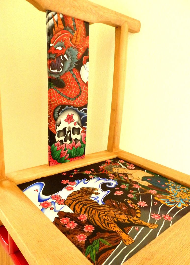 Yakuza chair, Art From Junk Pte Ltd Art From Junk Pte Ltd Espacios