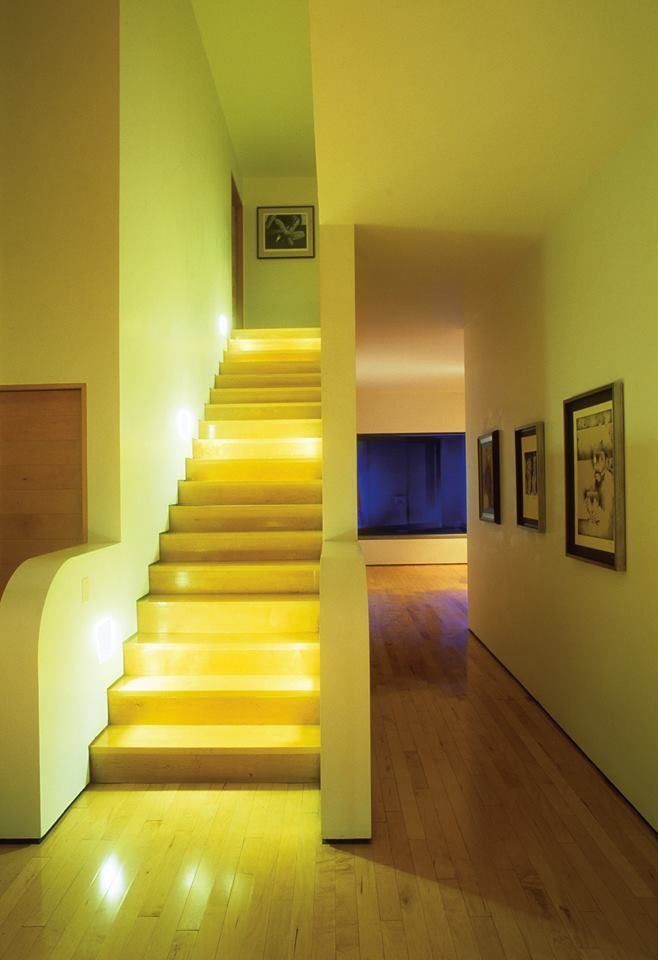 Casa Feryvale, 2006, Taller Luis Esquinca Taller Luis Esquinca Modern corridor, hallway & stairs